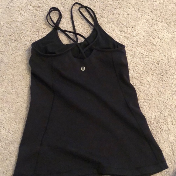 Lululemon tank - Picture 2 of 3